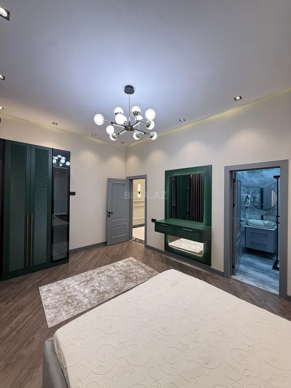 Satılır 4 otaqlı həyət evi 140 m²