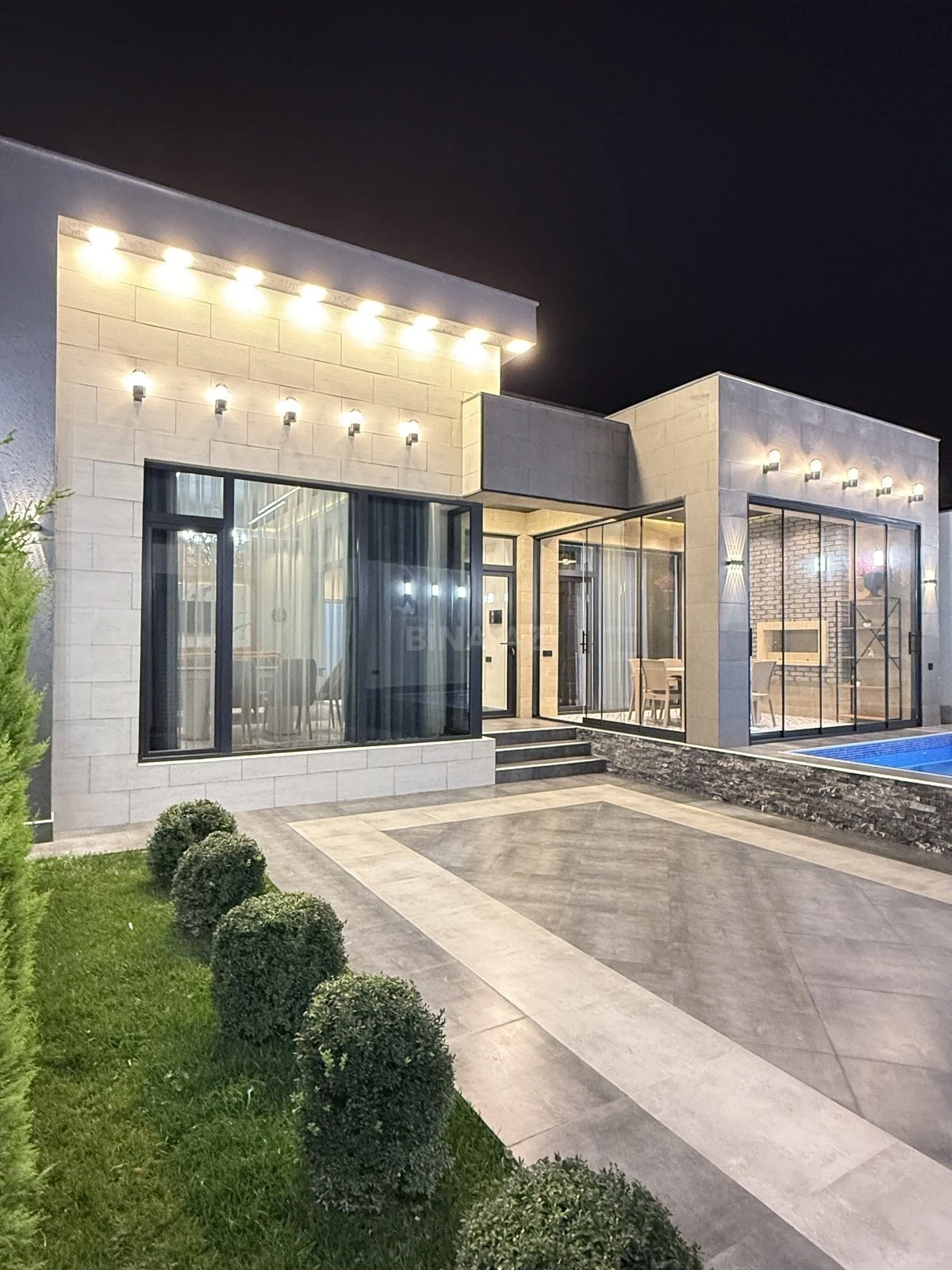 Satılır 4 otaqlı həyət evi 140 m²