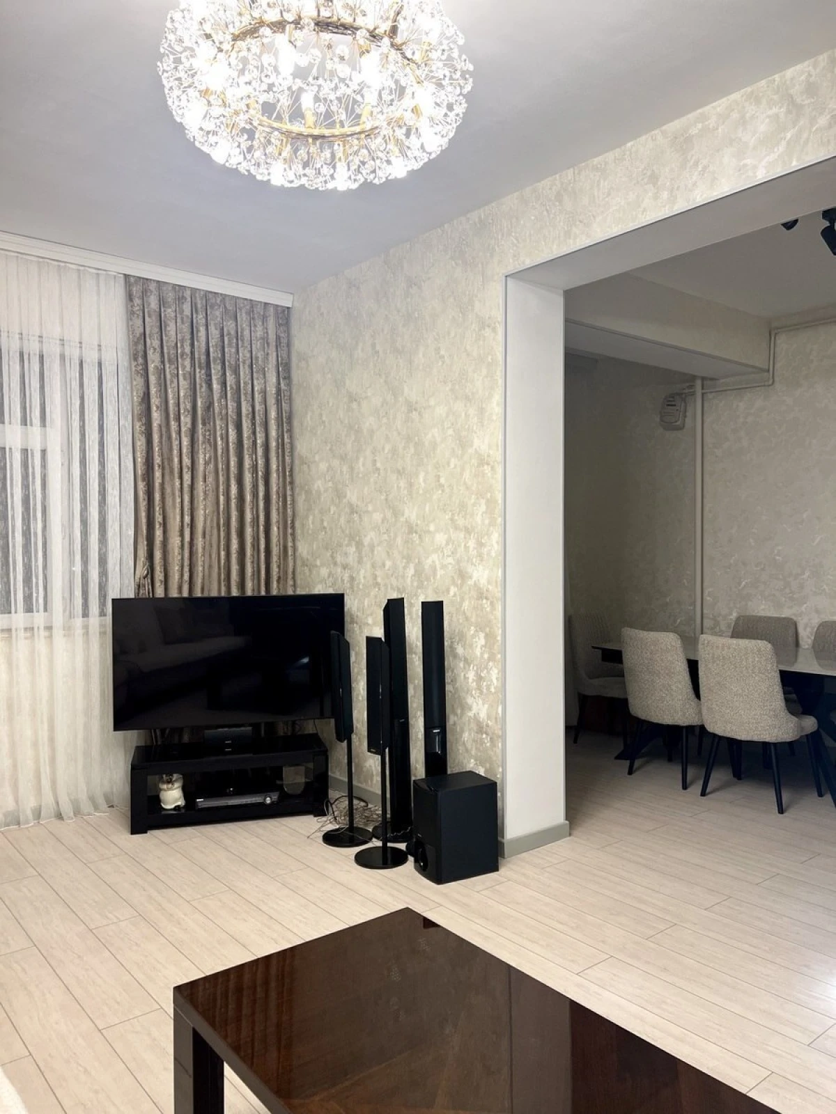 Satılır 2 otaqlı mənzil 60 m²