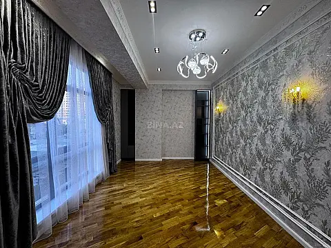 Satılır 2 otaqlı mənzil 77 m²