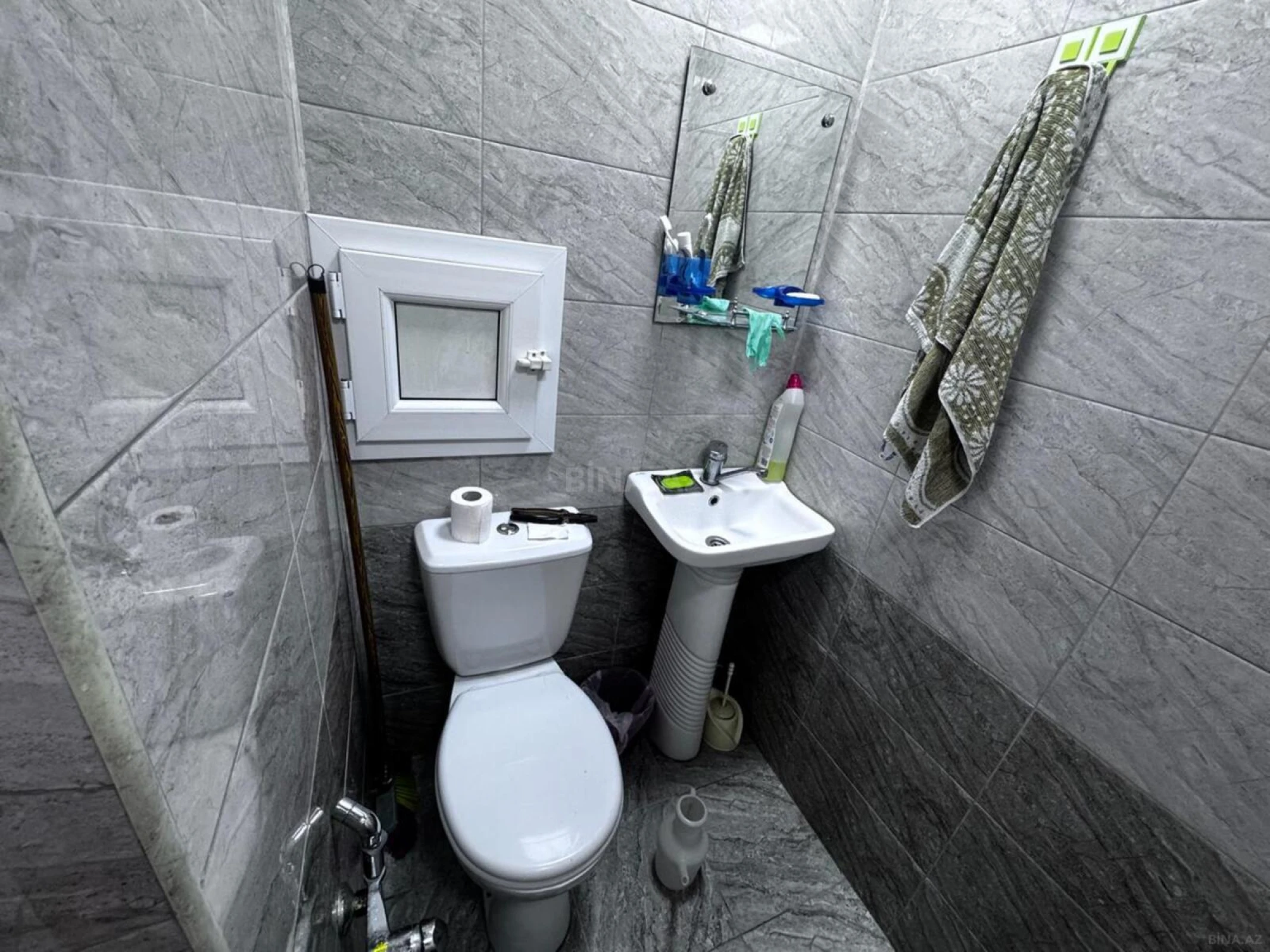 Satılır 2 otaqlı mənzil 77 m²