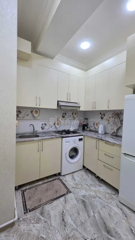 Satılır 2 otaqlı mənzil 50 m²