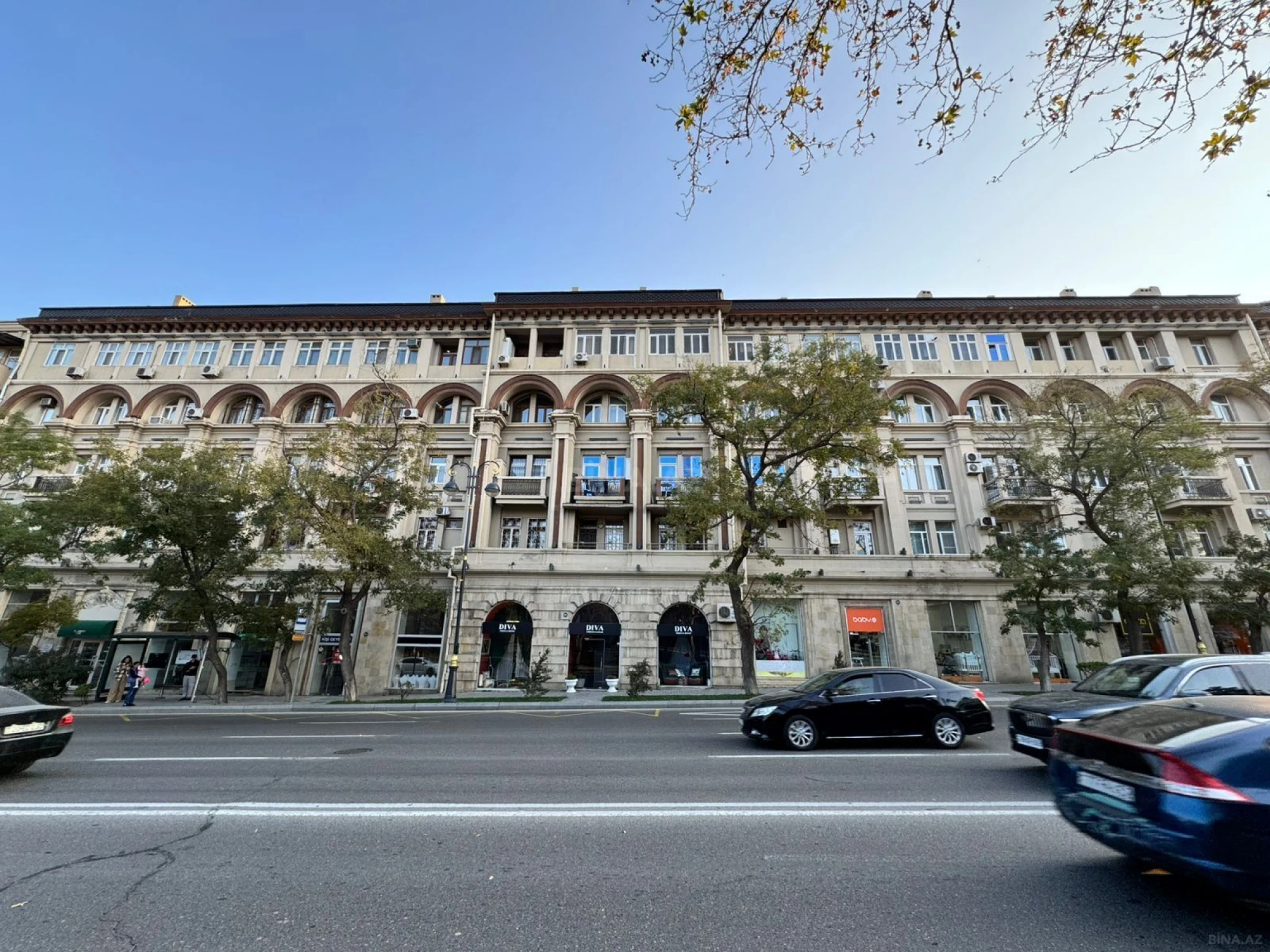 Satılır 3 otaqlı mənzil 78 m²