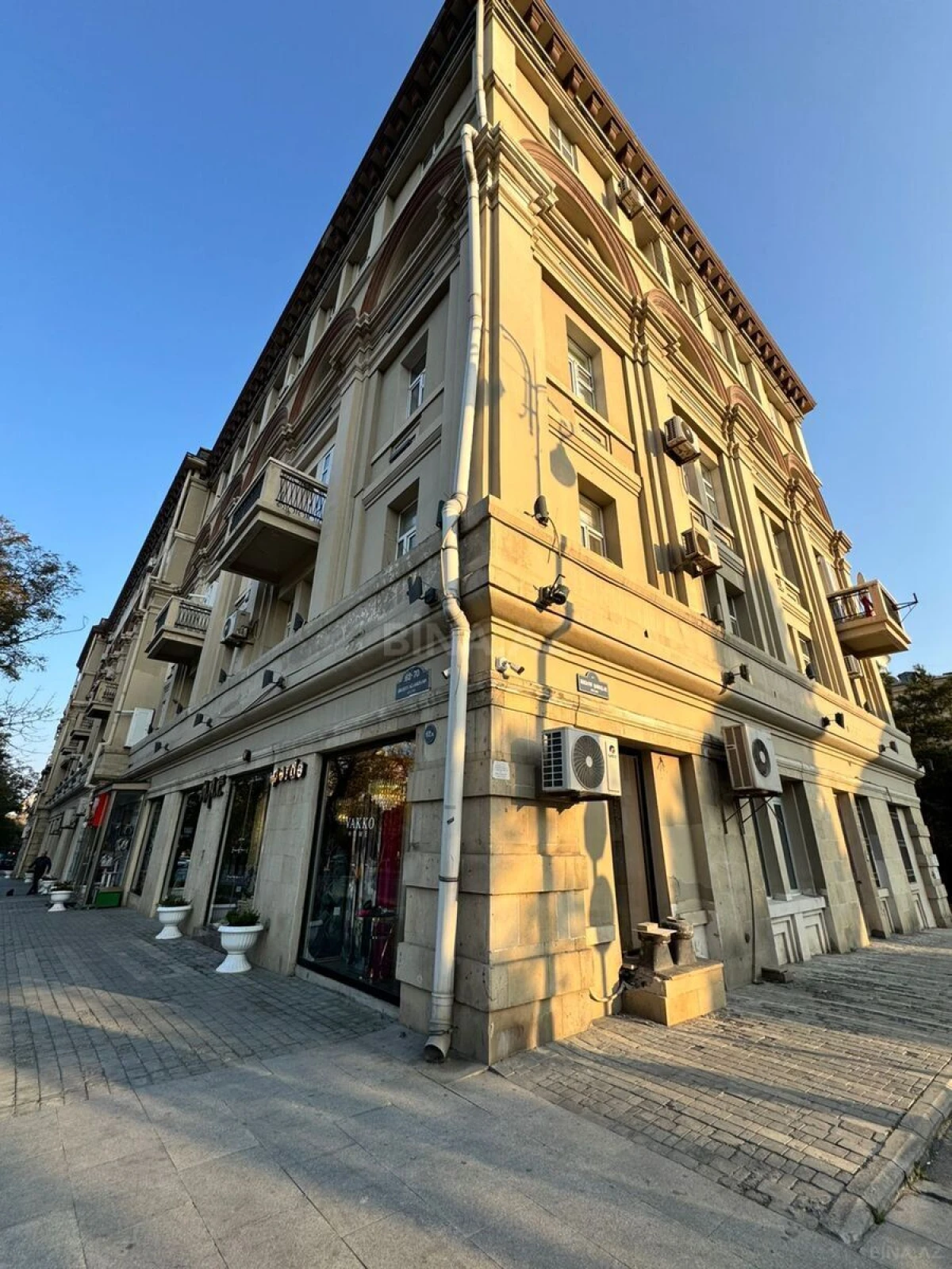 Satılır 3 otaqlı mənzil 78 m²