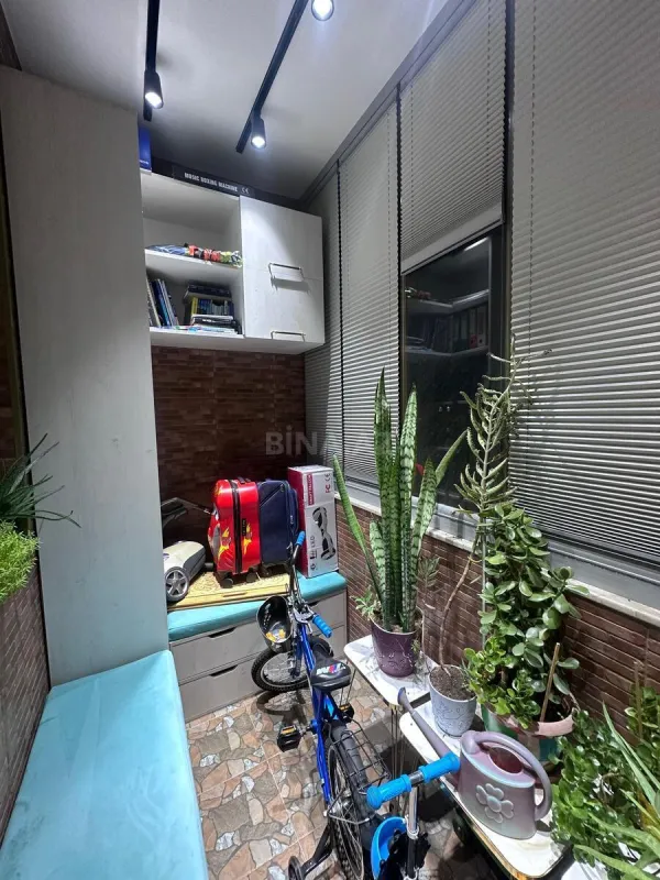 Satılır 2 otaqlı mənzil 88 m²