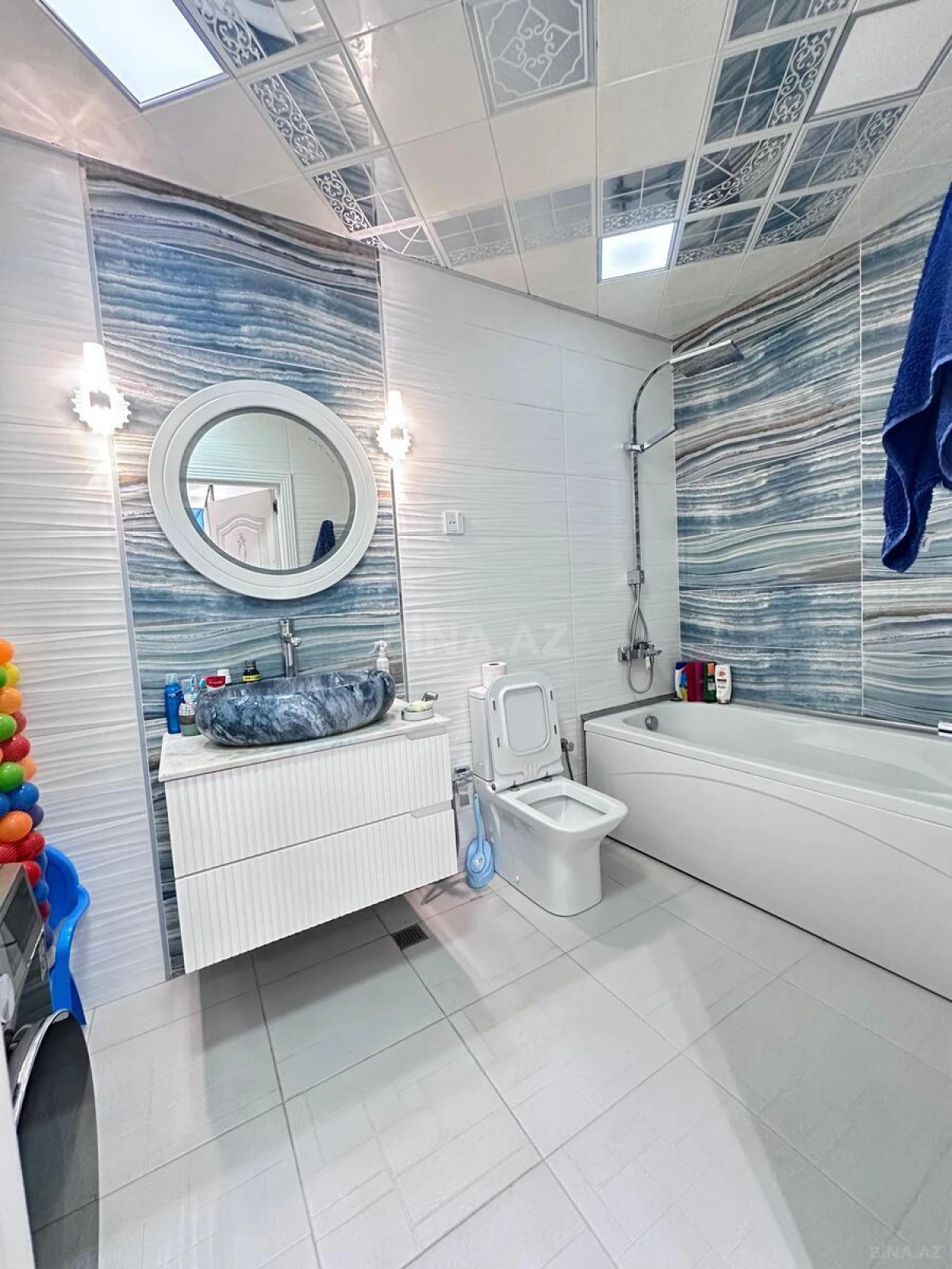 Satılır 2 otaqlı mənzil 88 m²