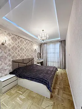 Satılır 2 otaqlı mənzil 88 m²