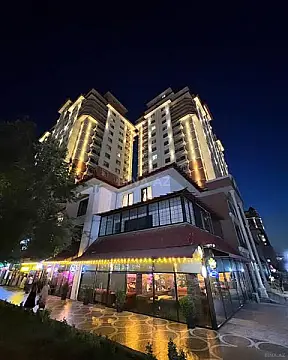 Satılır 3 otaqlı mənzil 135 m² — Bakı 3 otaq 135.00 m²