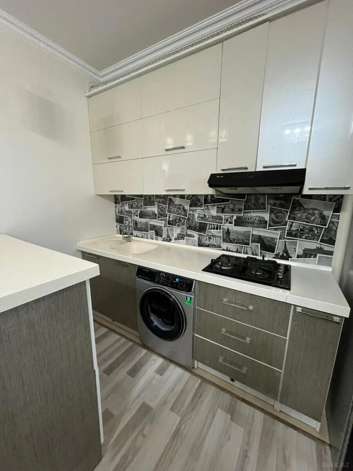 Satılır 3 otaqlı mənzil 82 m²