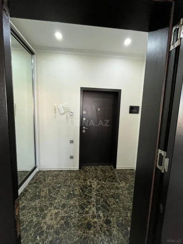 Satılır 3 otaqlı mənzil 82 m²
