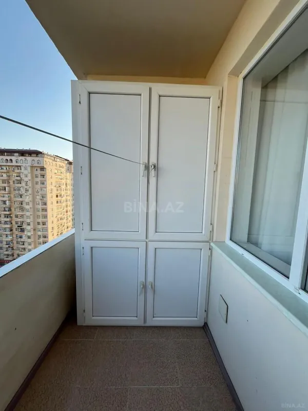 Satılır 3 otaqlı mənzil 82 m²