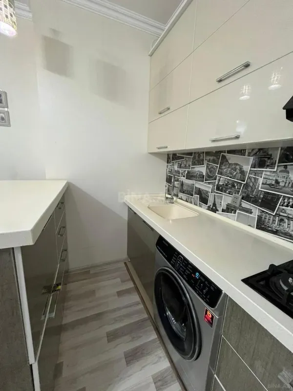 Satılır 3 otaqlı mənzil 82 m²