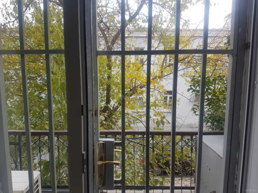 Kirayə verilir 2 otaqlı mənzil 63 m²