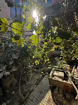 Satılır 5 otaqlı həyət evi 100 m²