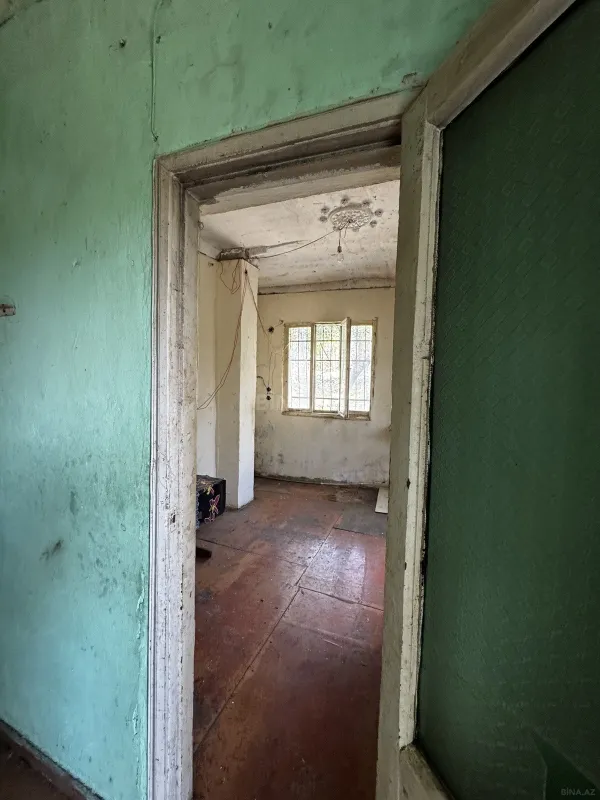 Satılır 5 otaqlı həyət evi 100 m²