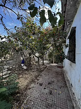 Satılır 5 otaqlı həyət evi 100 m²