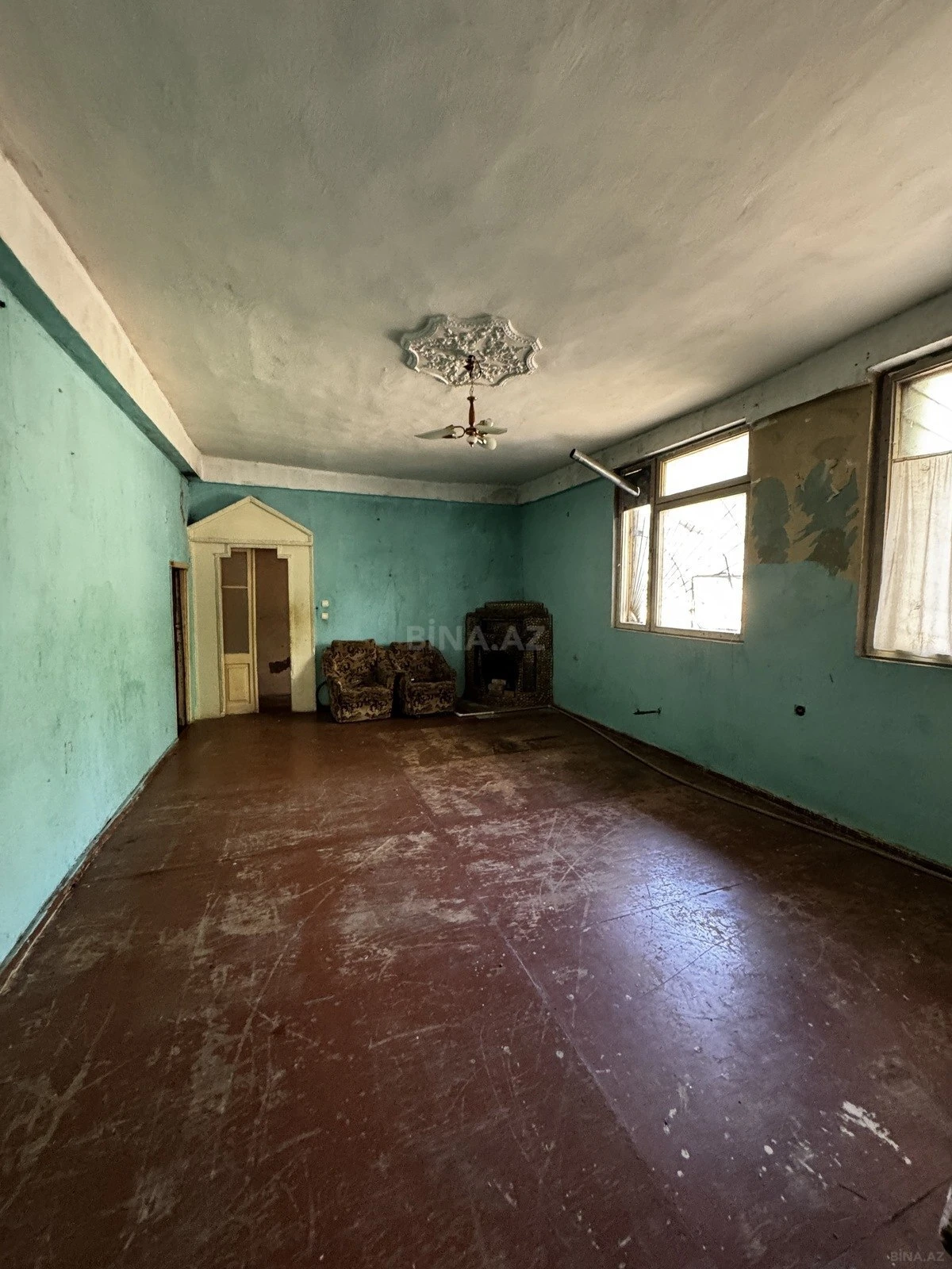 Satılır 5 otaqlı həyət evi 100 m²