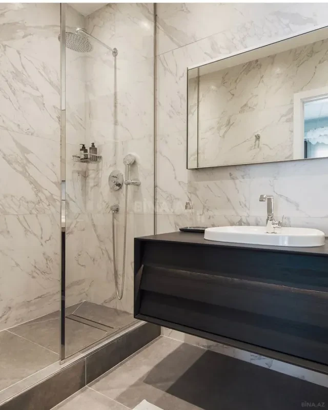 Kirayə verilir 3 otaqlı mənzil 110 m²