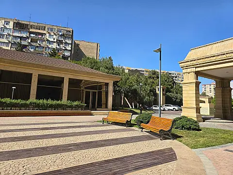 Kirayə verilir 3 otaqlı mənzil 190 m²