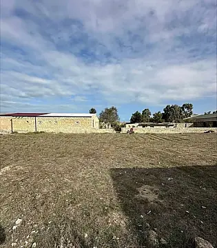 Satılır torpaq sahəsi 25 m²