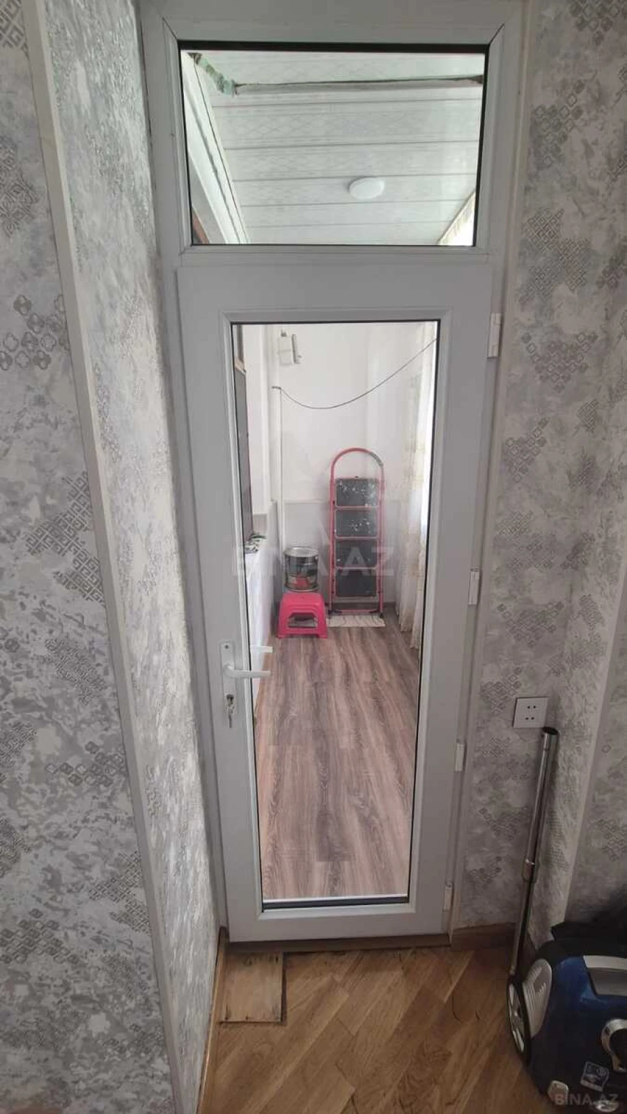 Satılır 2 otaqlı mənzil 70 m²