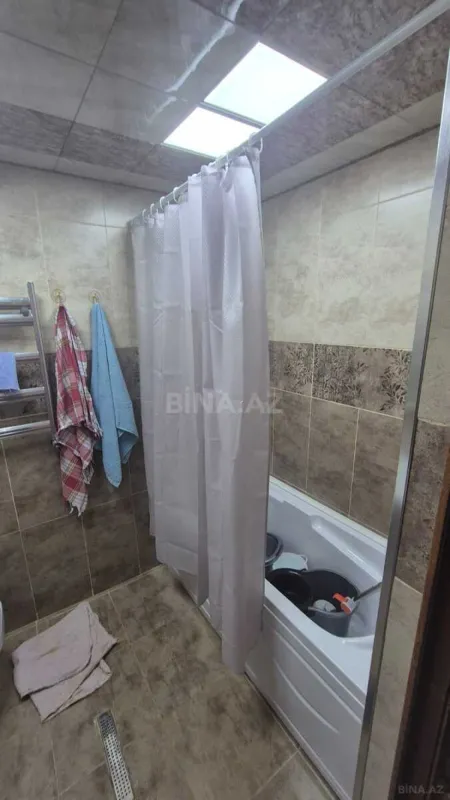 Satılır 2 otaqlı mənzil 70 m²