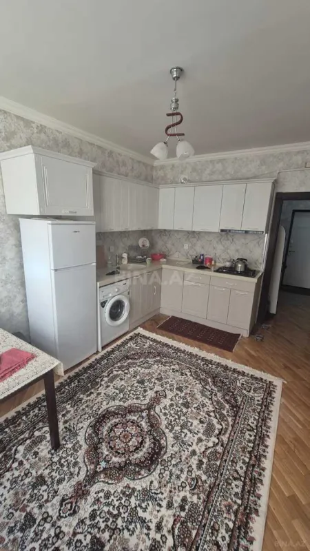Satılır 2 otaqlı mənzil 70 m²