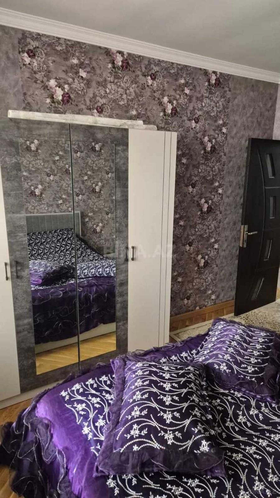 Satılır 2 otaqlı mənzil 70 m²