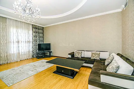 Kirayə verilir 3 otaqlı mənzil 135 m² — Bakı, İçərişəhər 3 otaq 135.00 m²
