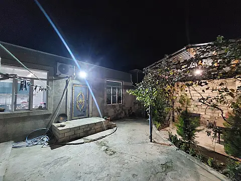 Satılır 4 otaqlı həyət evi 110 m²