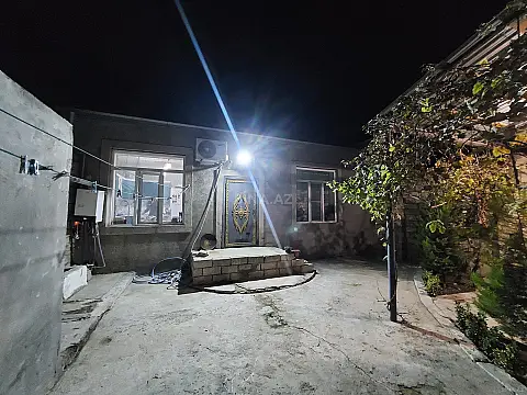 Satılır 4 otaqlı həyət evi 110 m²