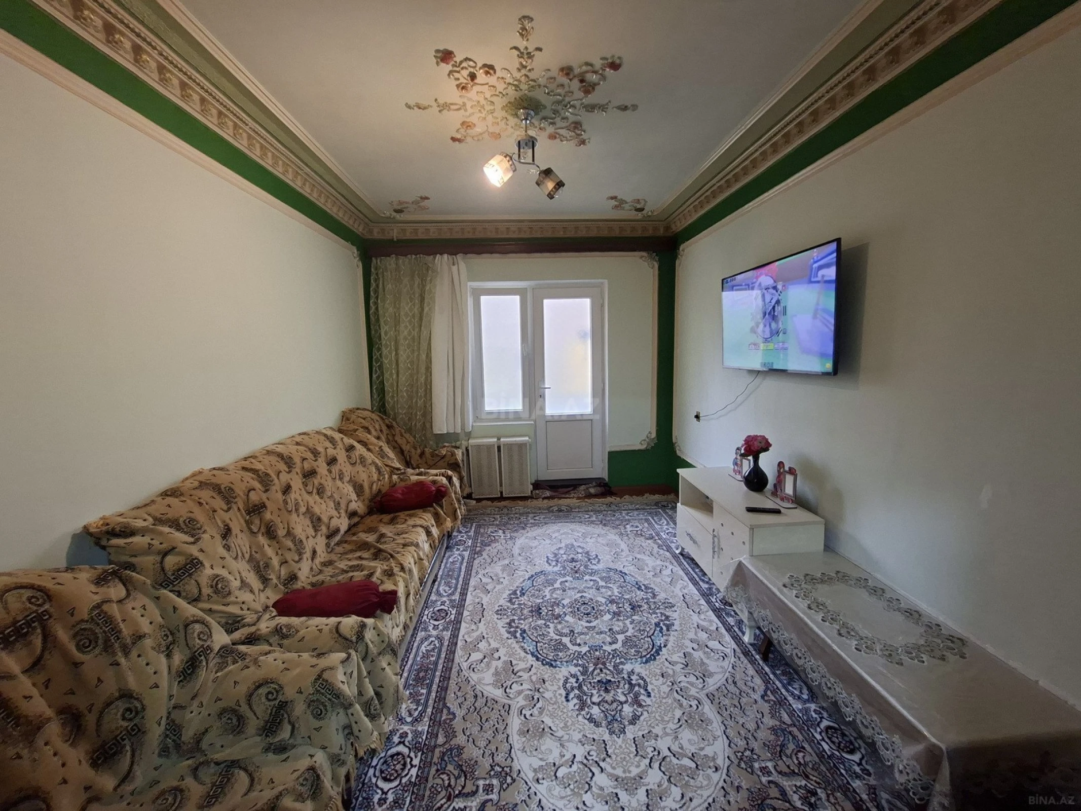 Satılır 4 otaqlı mənzil 110 m²