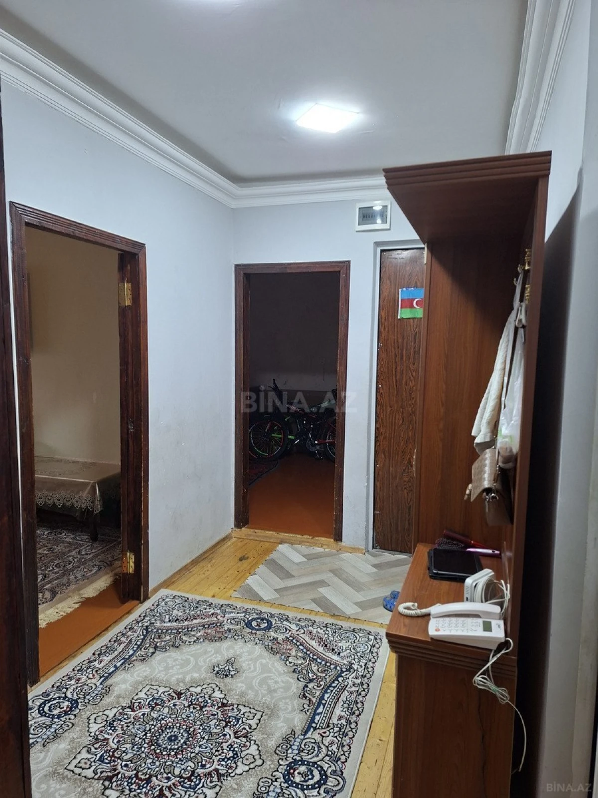 Satılır 4 otaqlı mənzil 110 m²
