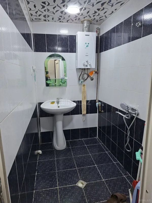 Satılır 4 otaqlı mənzil 110 m²