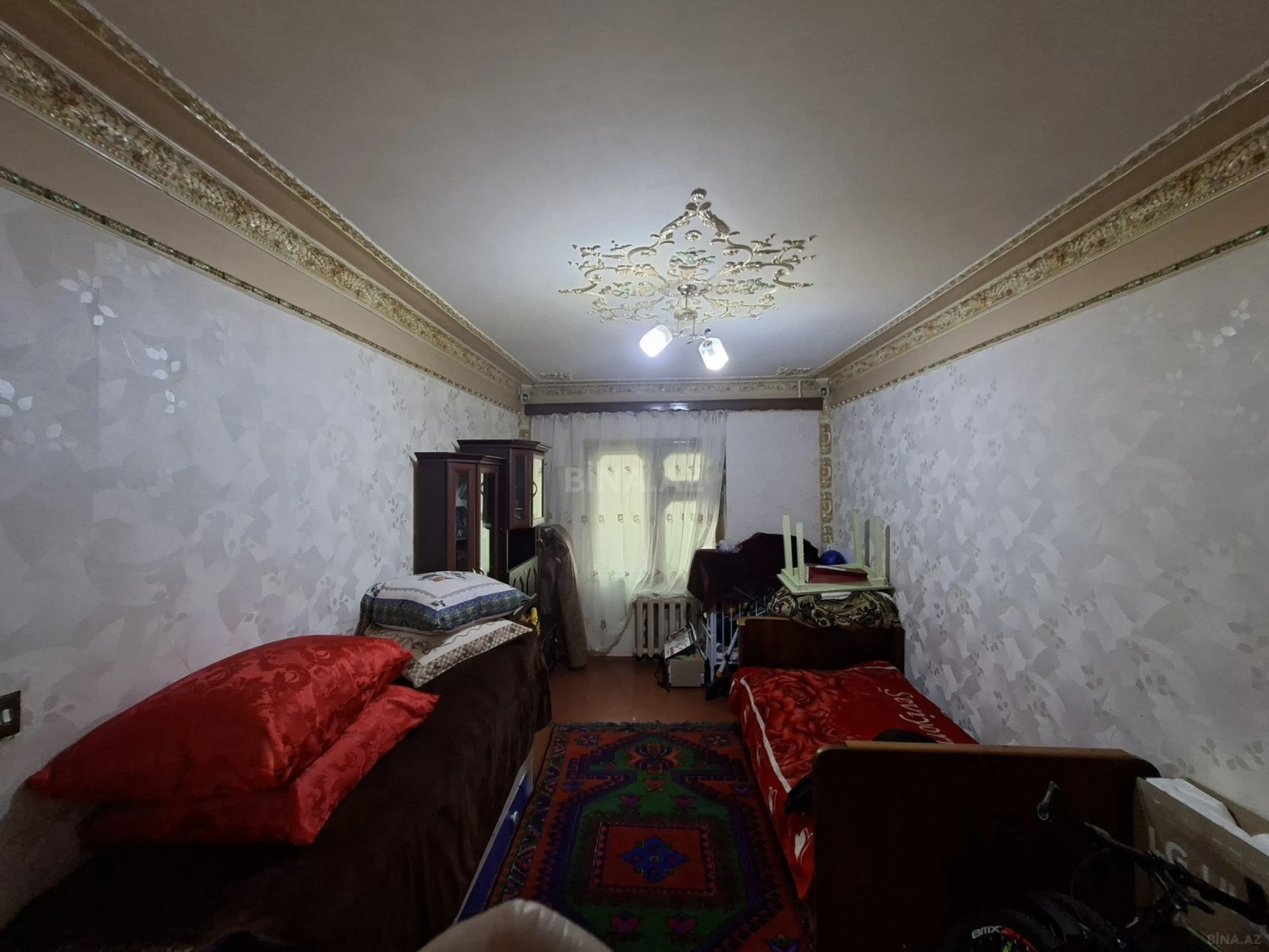 Satılır 4 otaqlı mənzil 110 m²