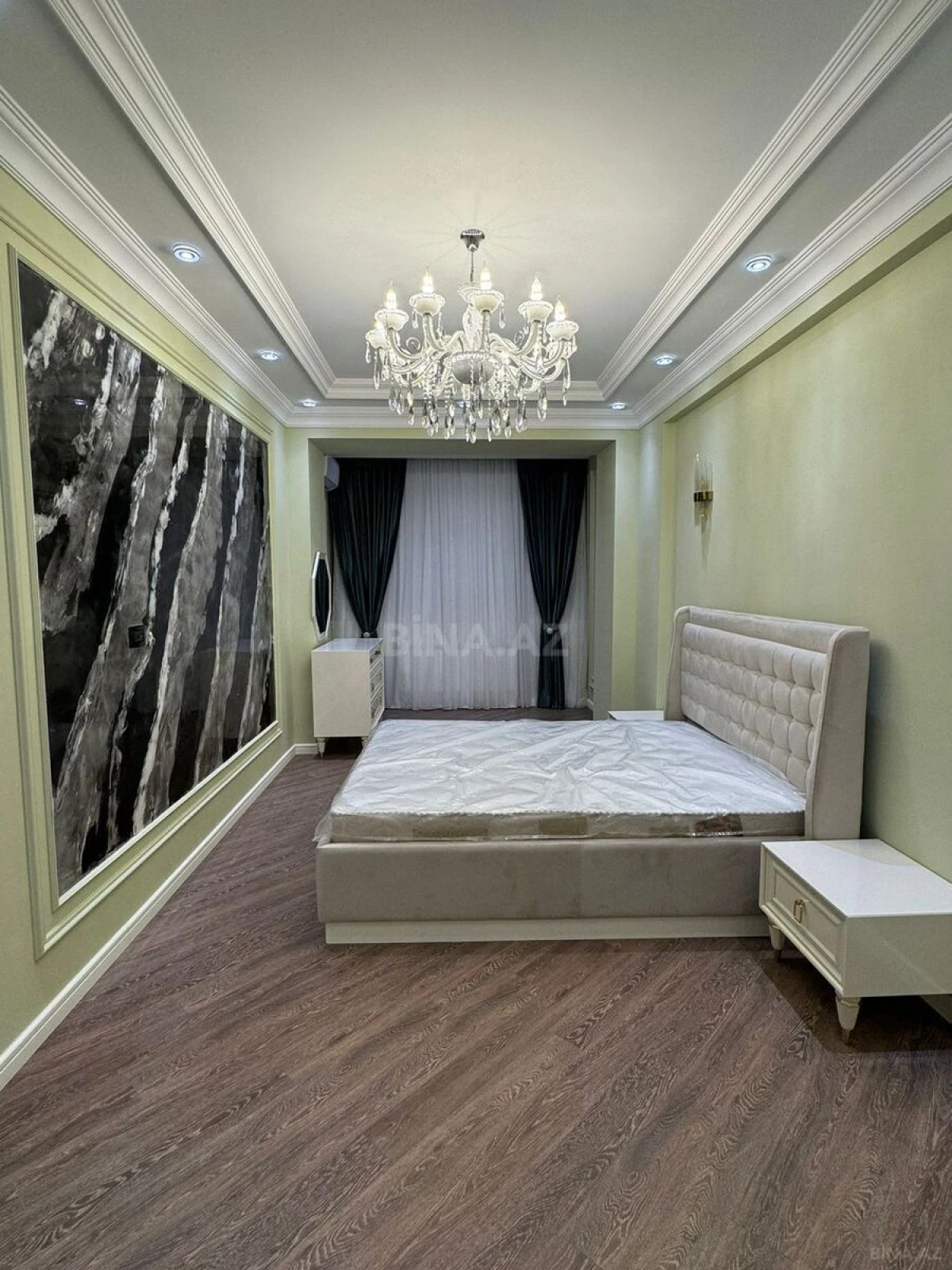 Kirayə verilir 2 otaqlı mənzil 80 m²