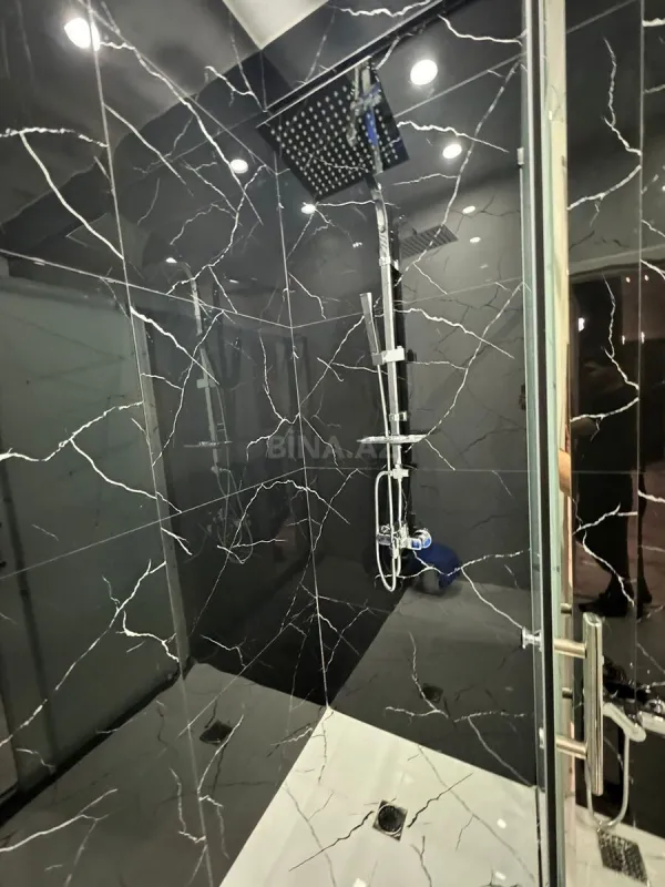 Kirayə verilir 2 otaqlı mənzil 80 m²