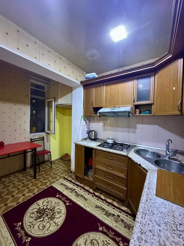Satılır 1 otaqlı mənzil 43 m²