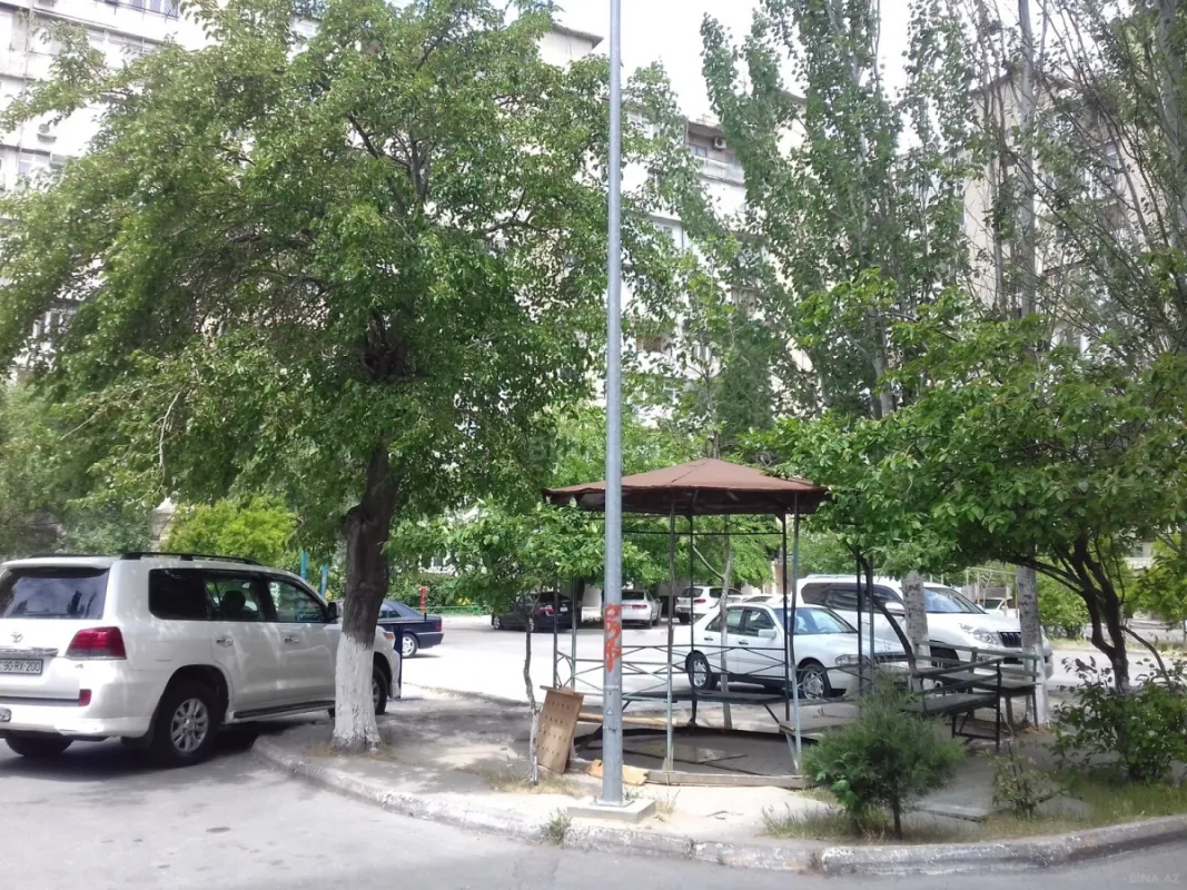 Satılır 1 otaqlı mənzil 43 m²