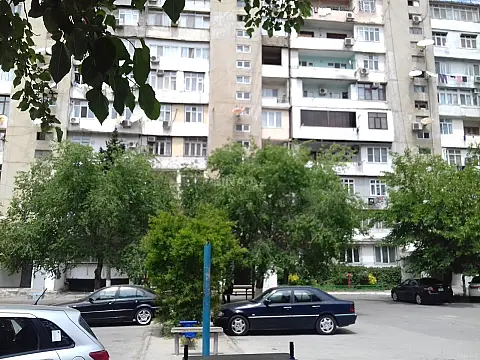 Satılır 1 otaqlı mənzil 43 m²