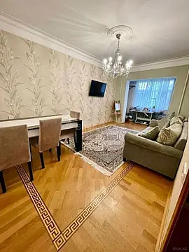 Satılır 3 otaqlı mənzil 80 m²