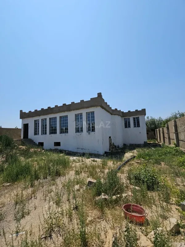 Satılır 7 otaqlı həyət evi 250 m²