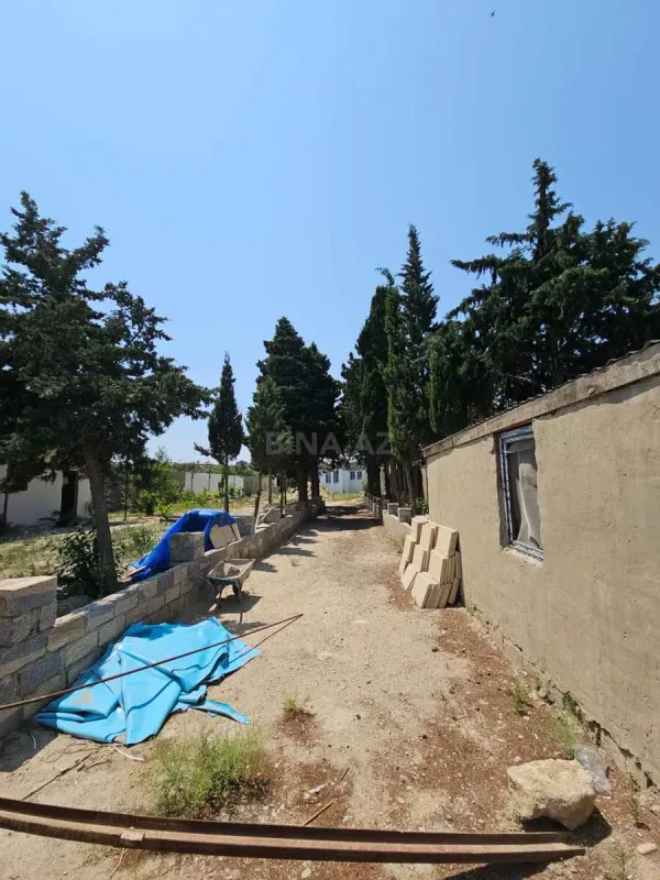 Satılır 7 otaqlı həyət evi 250 m²