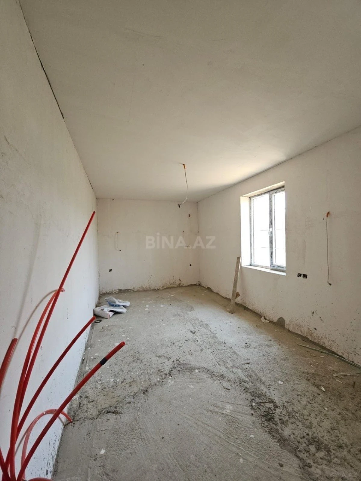 Satılır 7 otaqlı həyət evi 250 m²