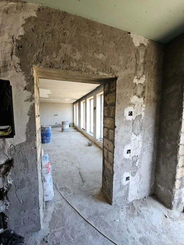Satılır 7 otaqlı həyət evi 250 m²