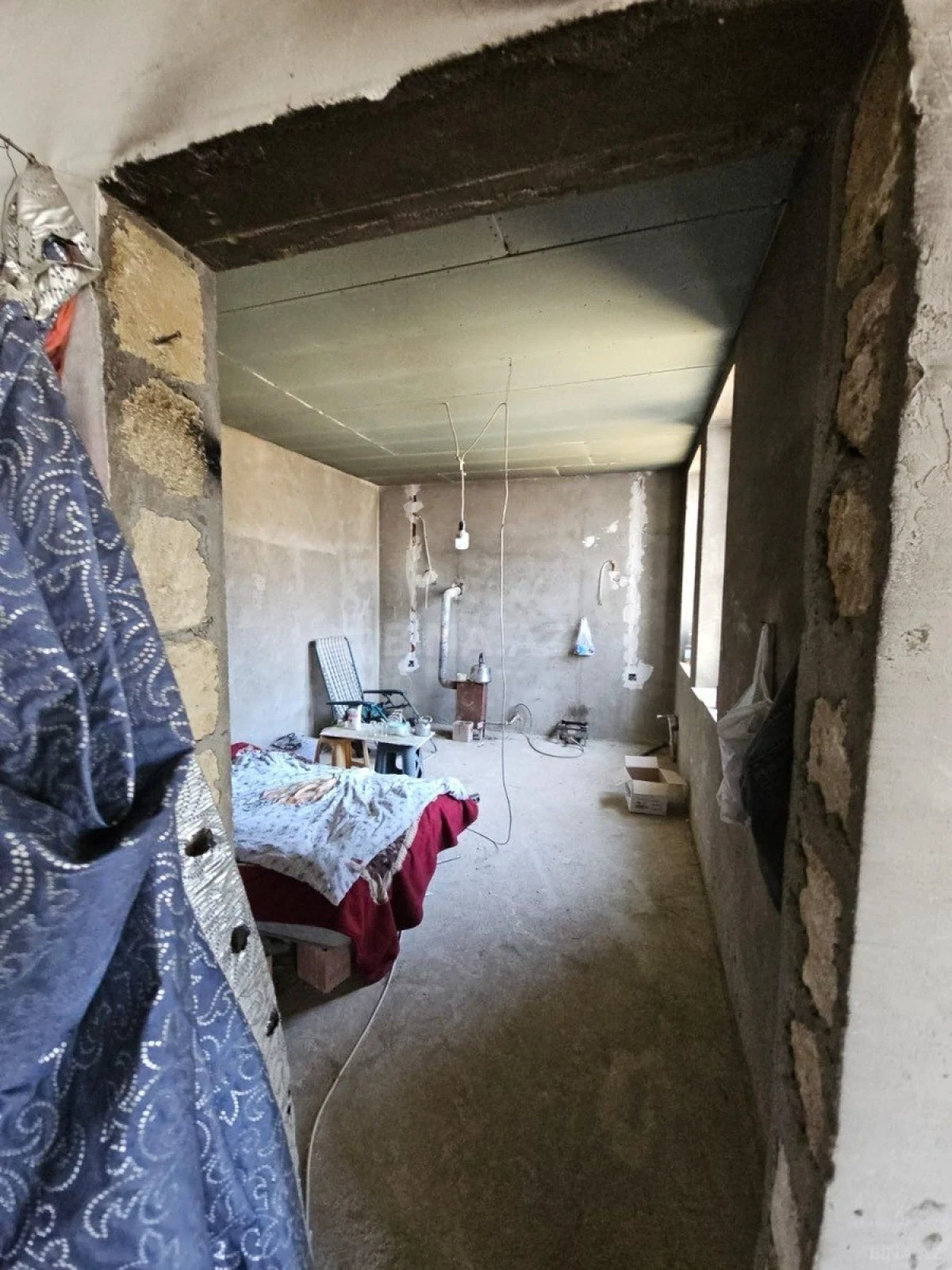 Satılır 7 otaqlı həyət evi 250 m²