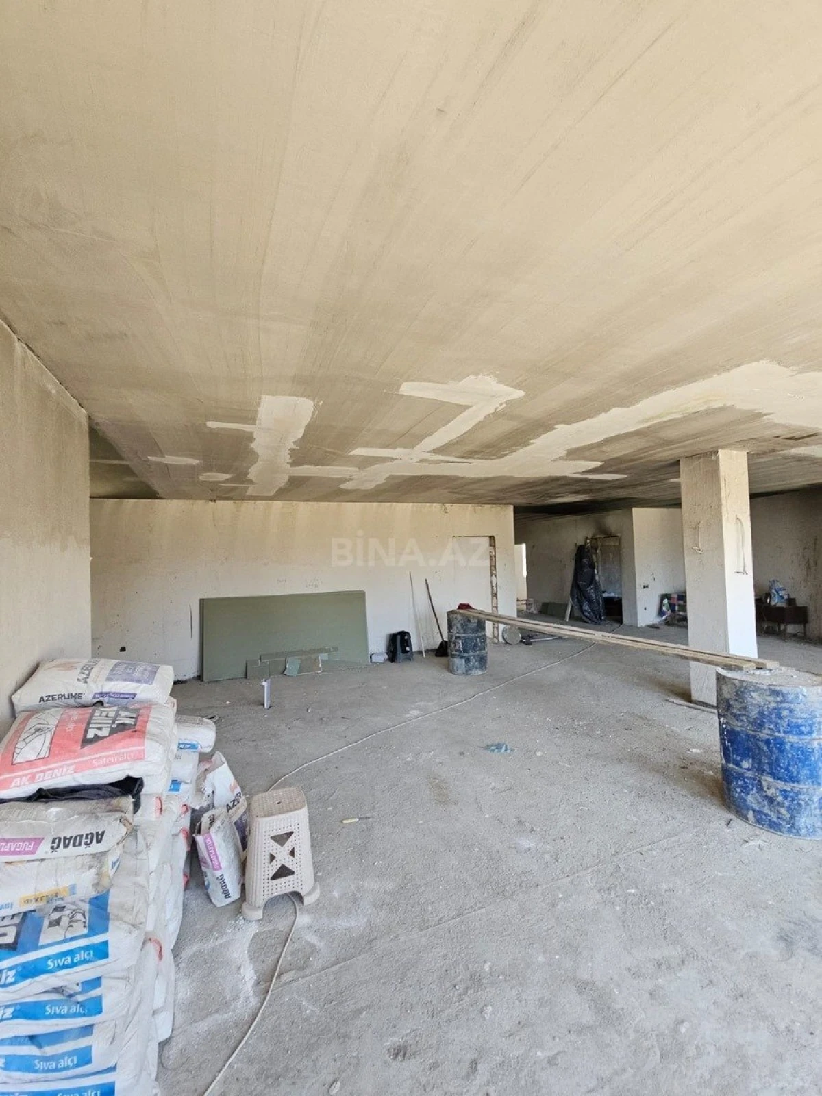 Satılır 7 otaqlı həyət evi 250 m²