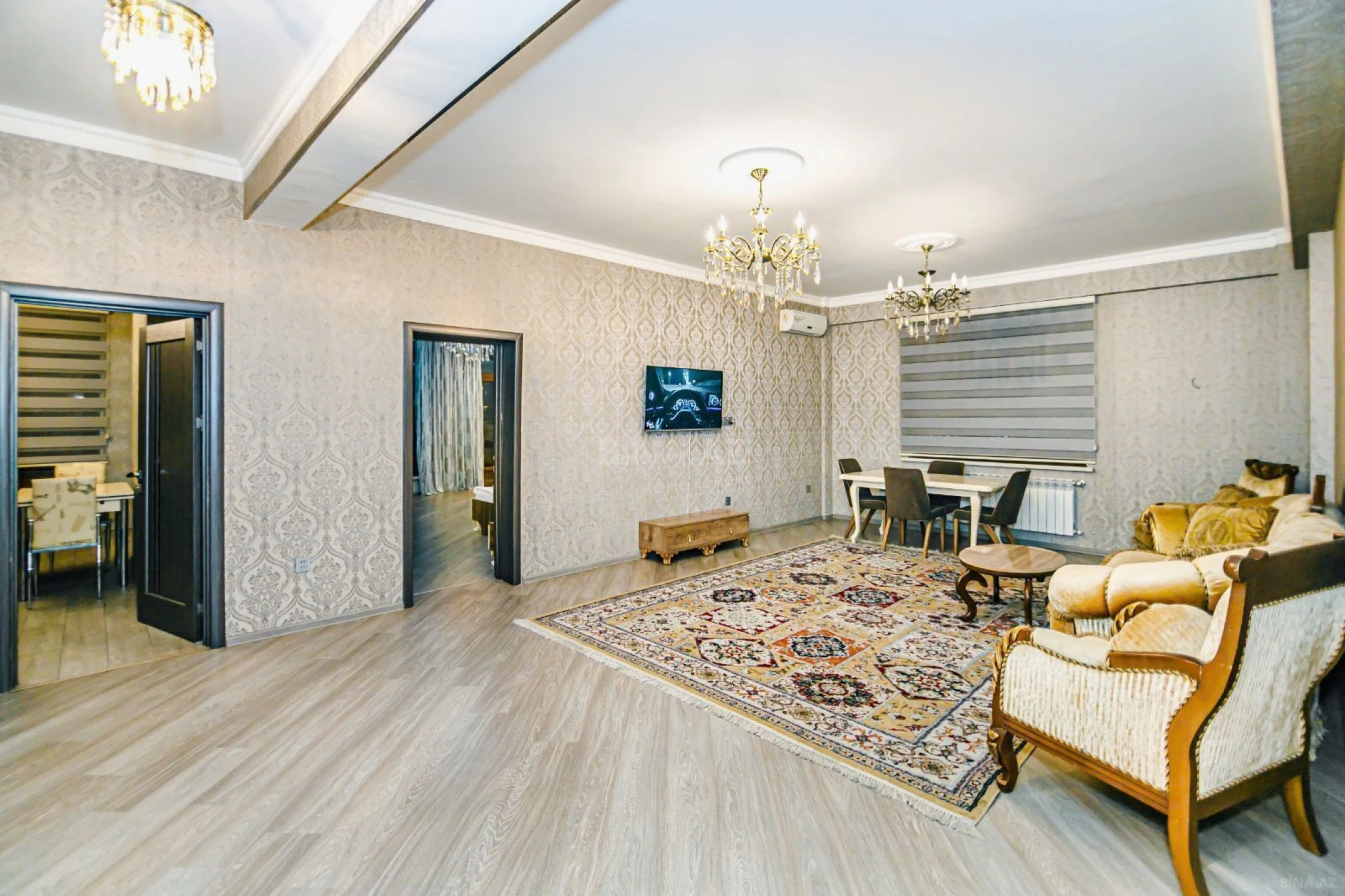 Kirayə verilir 3 otaqlı mənzil 130 m²