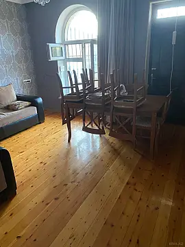 Satılır 5 otaqlı həyət evi 160 m²