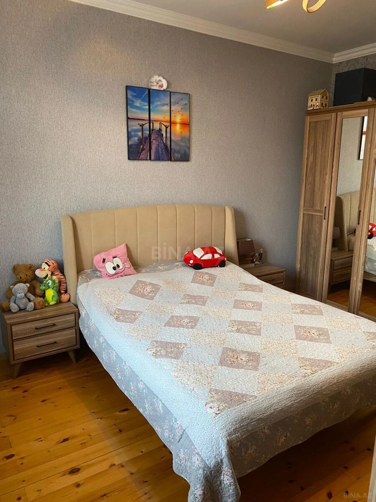 Satılır 5 otaqlı həyət evi 160 m²